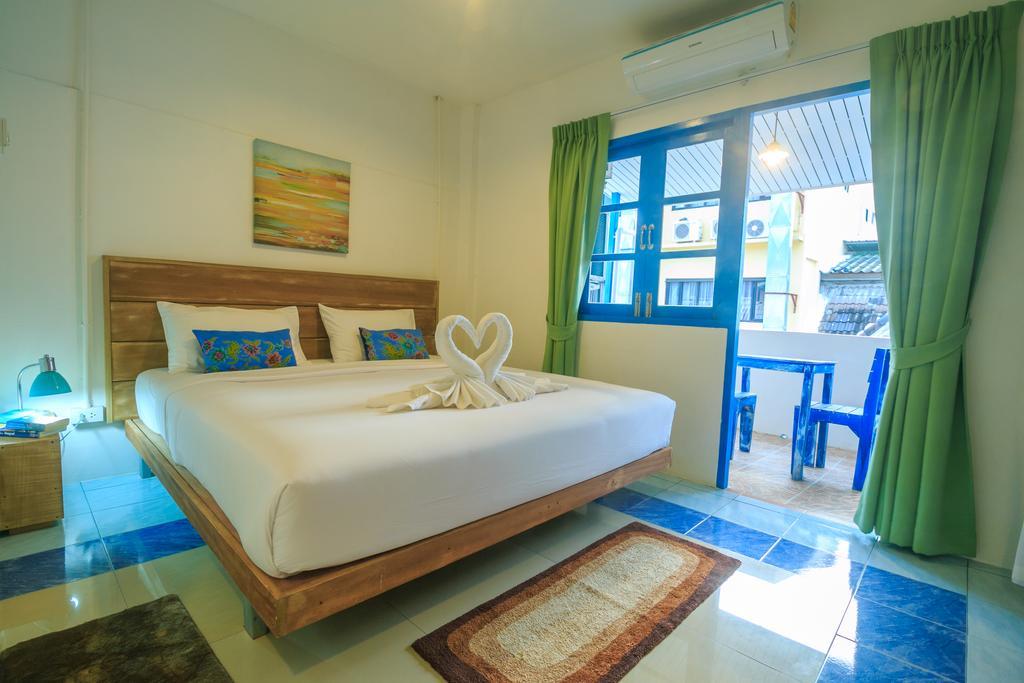 Frog House Bed & Breakfast (Adults Only) Patong Exterior foto