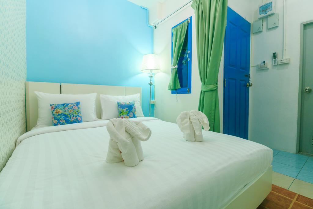 Frog House Bed & Breakfast (Adults Only) Patong Exterior foto