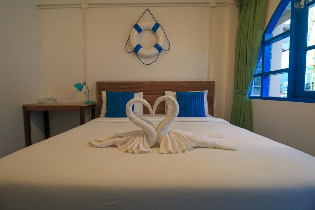 Frog House Bed & Breakfast (Adults Only) Patong Exterior foto